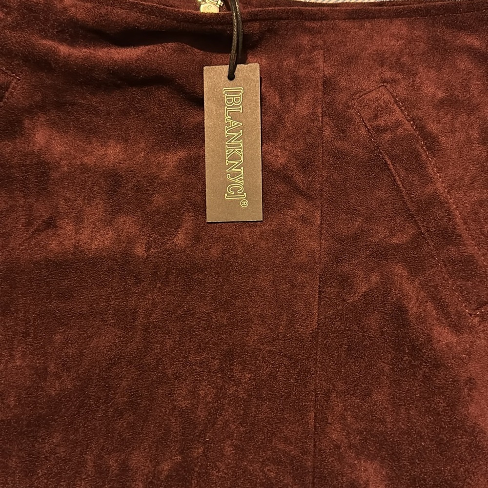 NWT BLANKNYC Suede Miniskirt in Brown - Picture 6 of 16